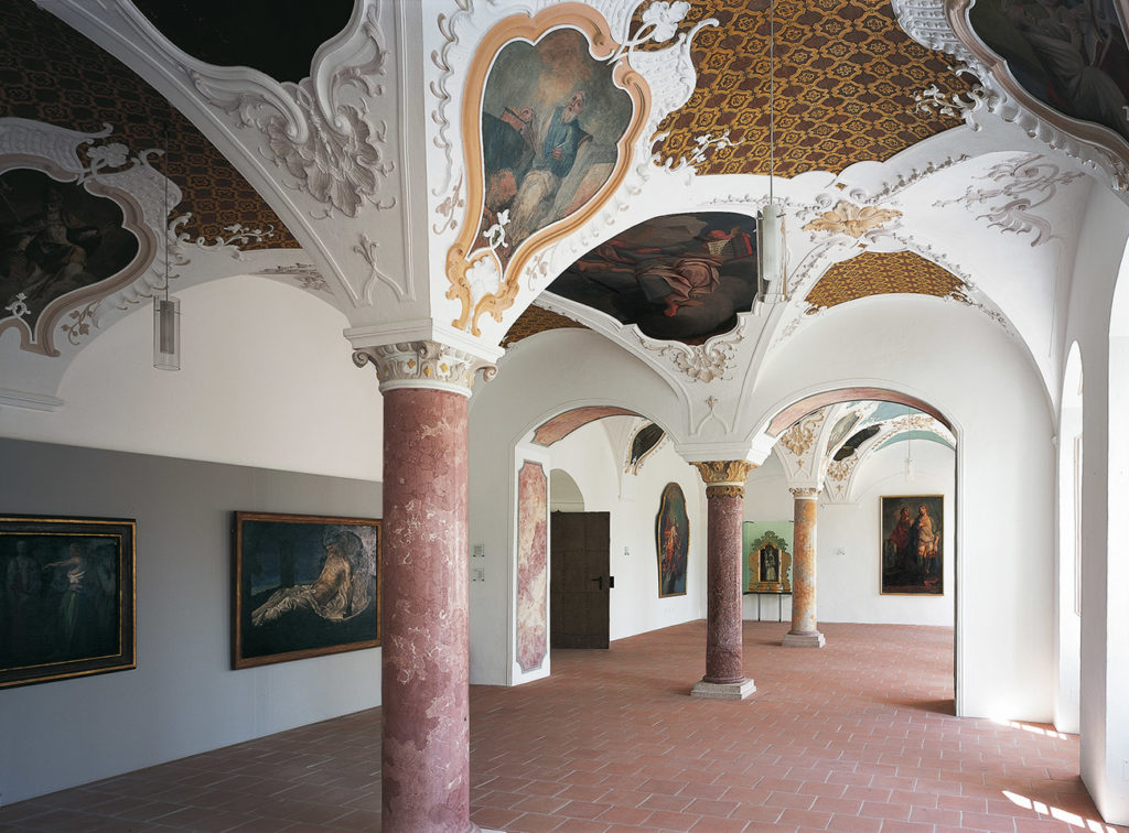 Bibliothekssaal des Augustiner-Chorherrenstifts auf Herrenchiemsee